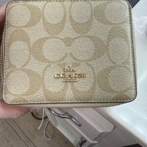 Coach Beige and Gold Signature Jewelry travel case